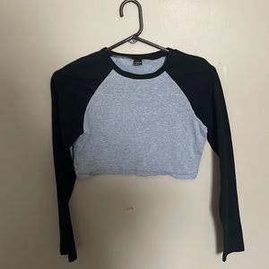 gray shein crop top. size medium.